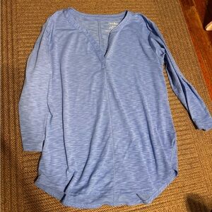 L.L. Bean Light Blue V-Neck 3/4 sleeve top size small